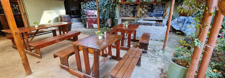 Happy Hogs Restaurant And The Village Pub in Bhisho, Eastern Cape, South Africa