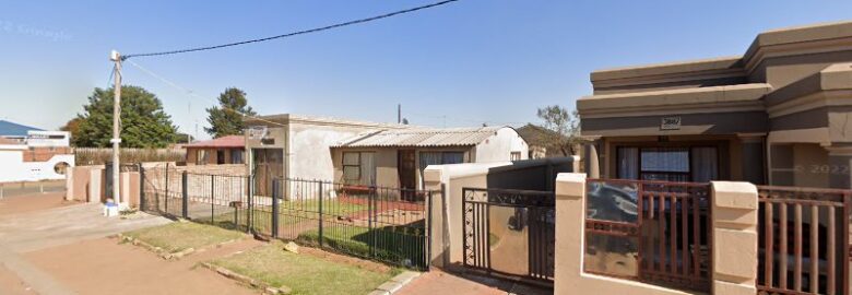 Mashona Small Kitchen in Brakpan, Gauteng, South Africa